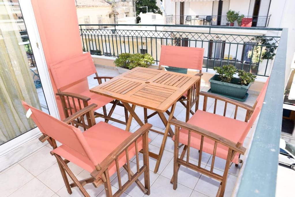 Aposperite Apartment Kalamata Esterno foto